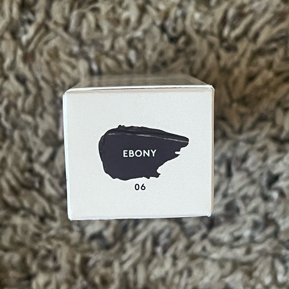 Fenty Beauty Match Stix Contour Skinstick in Ebony - Picture 4 of 7